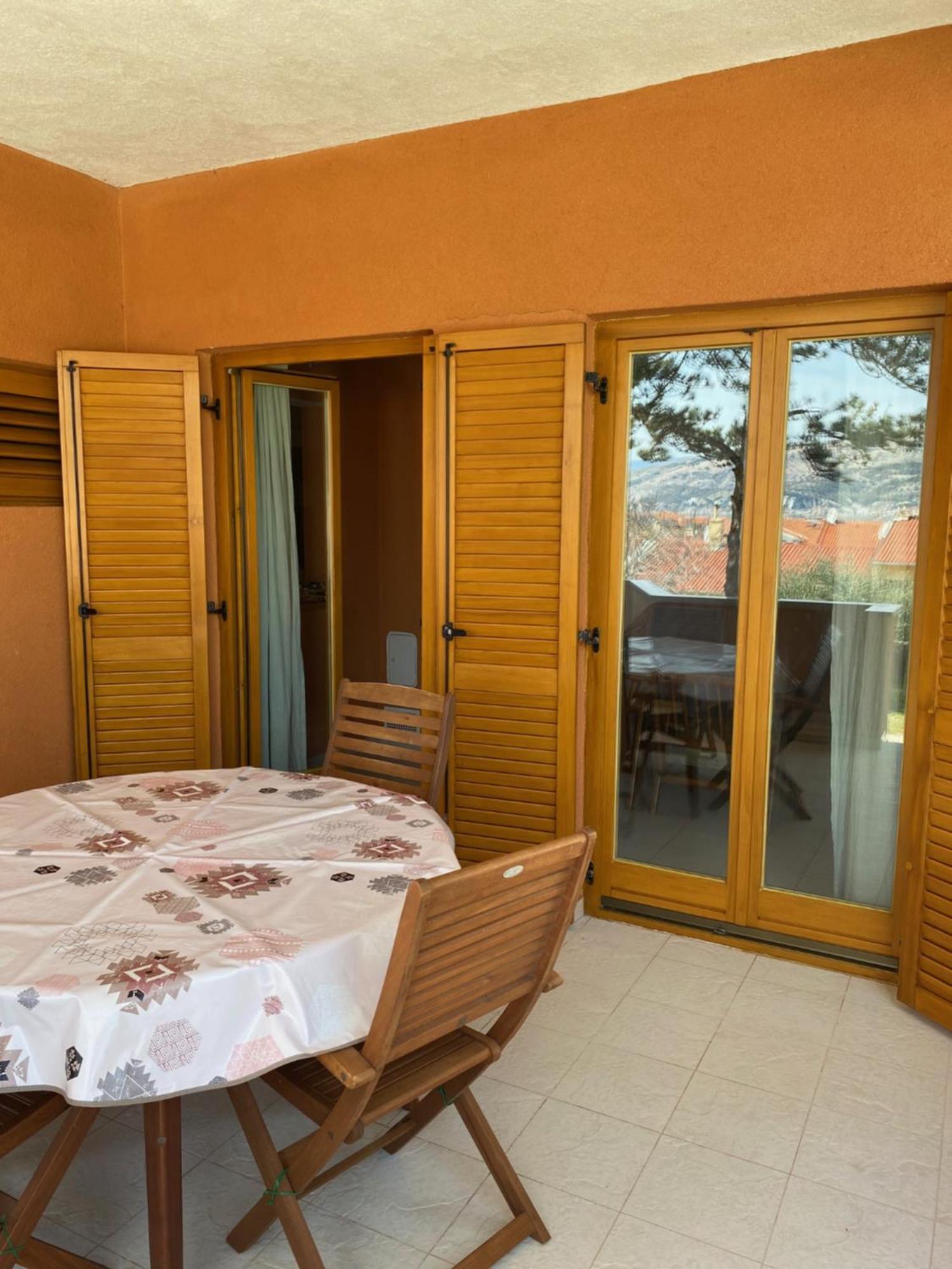 Apartments Lili I Baška Екстериор снимка