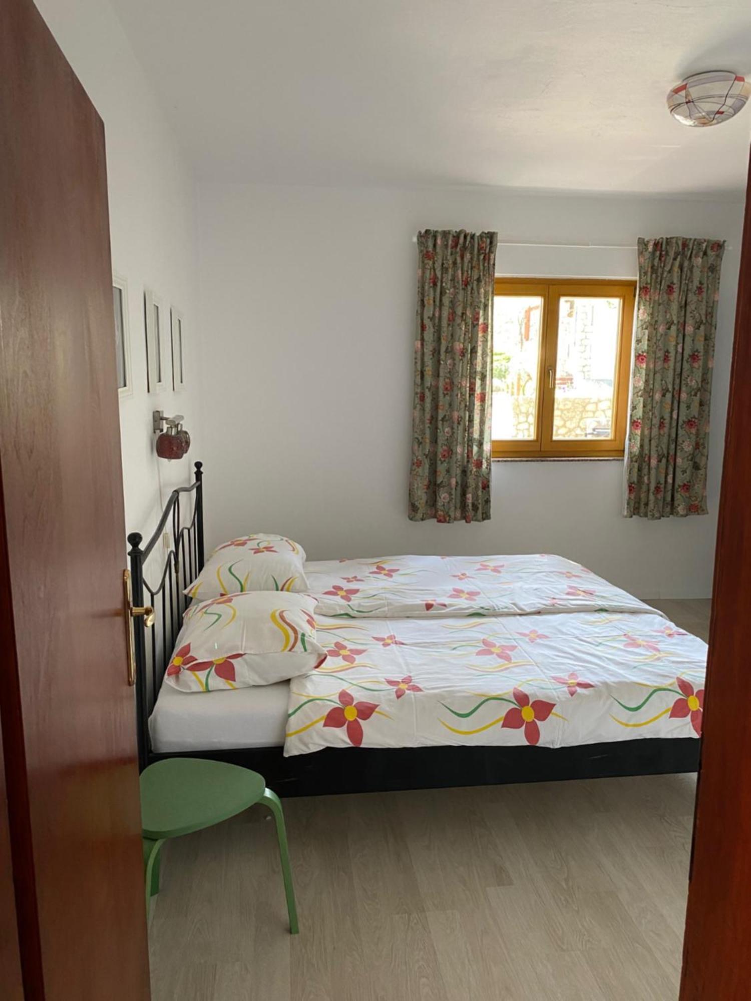 Apartments Lili I Baška Екстериор снимка