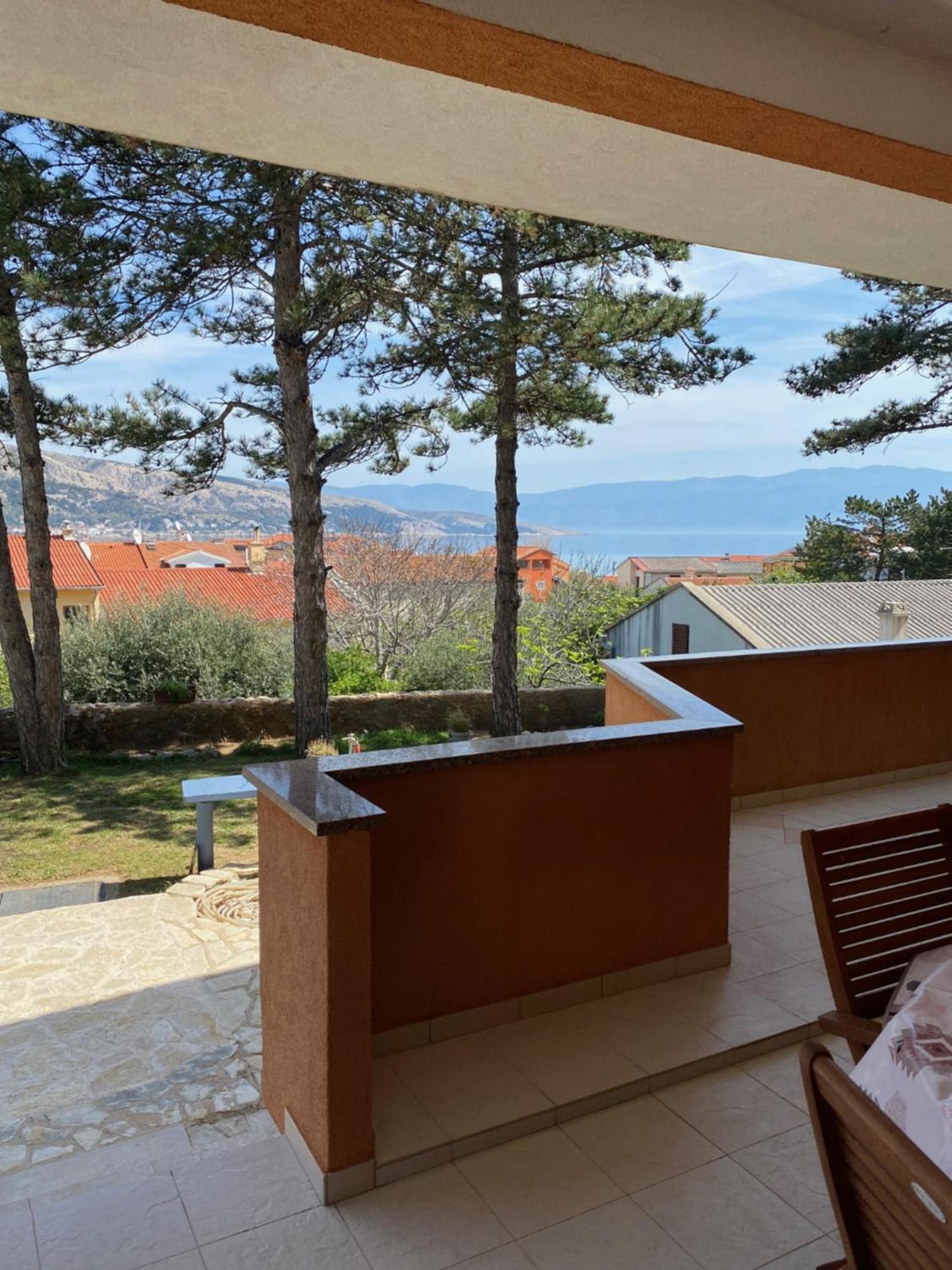 Apartments Lili I Baška Екстериор снимка