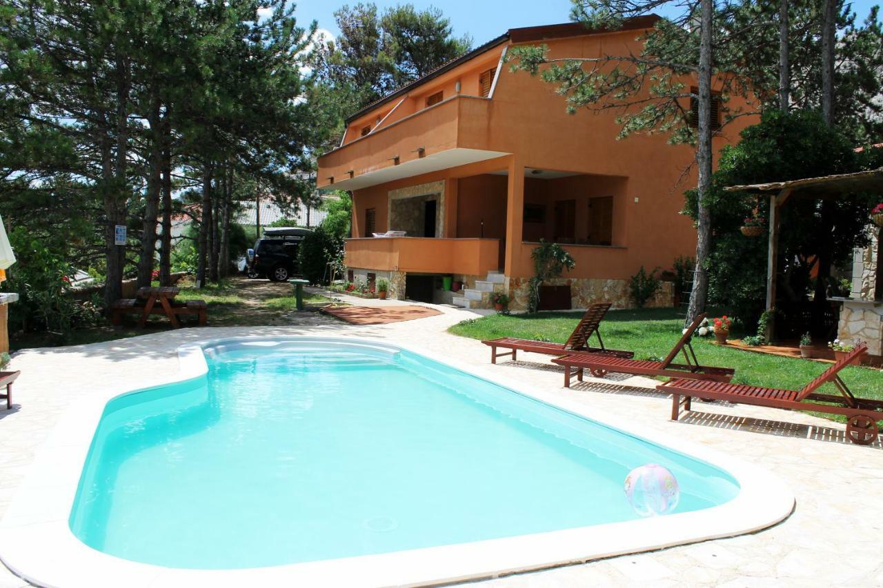 Apartments Lili I Baška Екстериор снимка